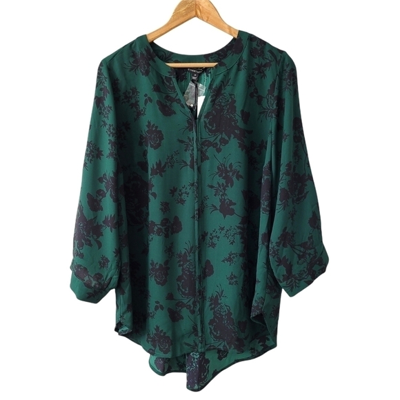 41 Hawthorn Tops - Green High Low Tunic Top Split Neck Floral Green Blouse Tab Sleeves 2X